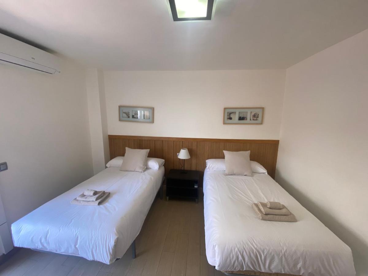 Albamar Frontline Beach Apartment 3 Bedrooms 丰希罗拉 外观 照片
