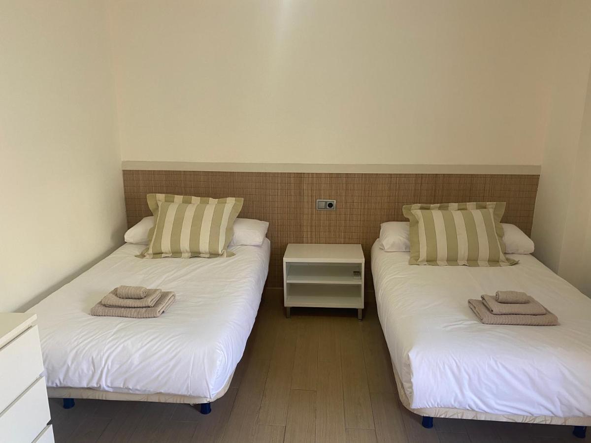 Albamar Frontline Beach Apartment 3 Bedrooms 丰希罗拉 外观 照片
